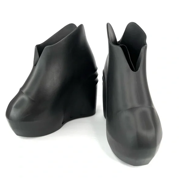 Givenchy Monumental Mallow Wedge Givenchy Women's Black Shoes In